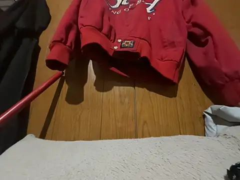 carmelbbyx22 online show from April 2, 2026, 7:20 pm