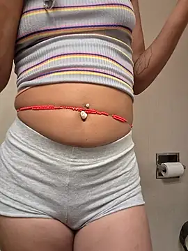 Snapshot of carmelbbyx22 chatting on July 24, 2026, 5:36 am carmelbbyx22 online show from July 24, 2026, 5:36 am