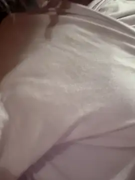 carmelbbyx22 online show from April 13, 2026, 10:14 pm