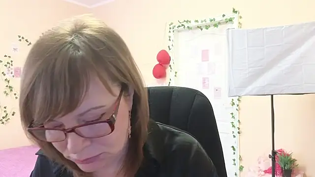 Miss Moren online show from March 19, 2026, 4:45 am