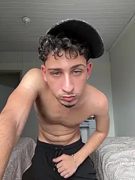 Th3 c4rl0s online show from March 20, 2026, 6:53 pm