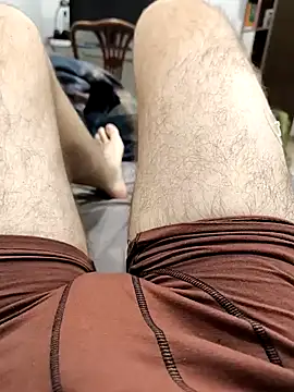 Snapshot of LeoSubLifestyle4You chatting on December 18, 2024, 6:35 pm LeoSubLifestyle4You online show from December 18, 2024, 6:35 pm