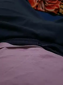 Snapshot of makedaddyhappy6 chatting on December 25, 2024, 3:40 am makedaddyhappy6 online show from December 25, 2024, 3:40 am