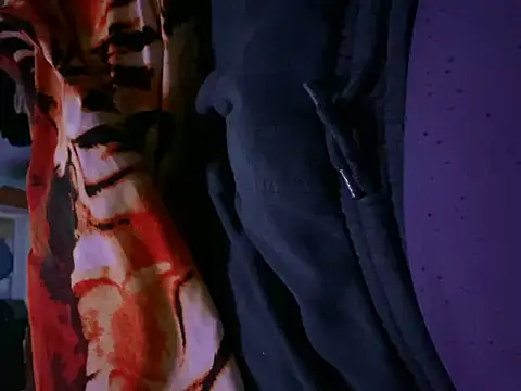 Snapshot of makedaddyhappy6 chatting on December 26, 2024, 4:32 am makedaddyhappy6 online show from December 26, 2024, 4:32 am