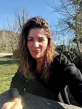 sansan2411 online show from February 25, 2026, 1:22 pm