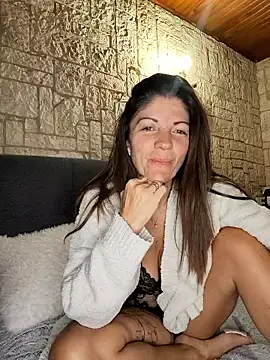 sansan2411 online show from December 1, 2025, 7:31 am