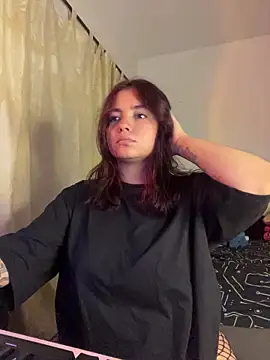 Snapshot of Ema_kraus chatting on March 31, 2026, 2:57 am Ema kraus online show from March 31, 2026, 2:57 am