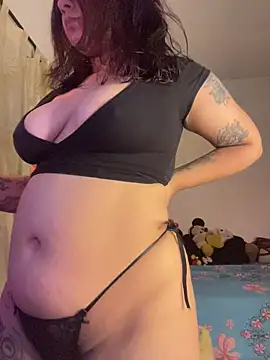 Snapshot of Ema_kraus chatting on April 5, 2026, 1:34 am Ema kraus online show from April 5, 2026, 1:34 am