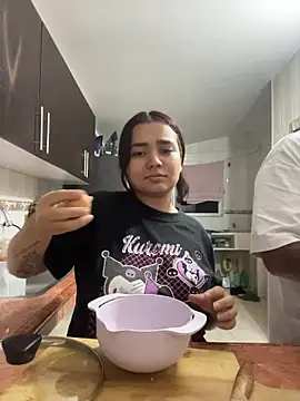 Snapshot of Ema_kraus chatting on March 6, 2026, 4:18 am Ema kraus online show from March 6, 2026, 4:18 am