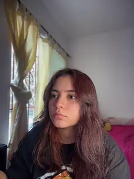 Snapshot of Ema_kraus chatting on May 20, 2026, 7:44 pm Ema kraus online show from May 20, 2026, 7:44 pm
