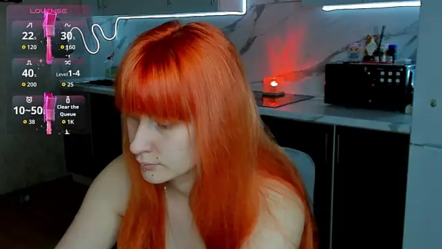 Snapshot of Sweet_white_chocolate chatting on December 3, 2025, 7:41 am Sweet white chocolate online show from December 3, 2025, 7:41 am