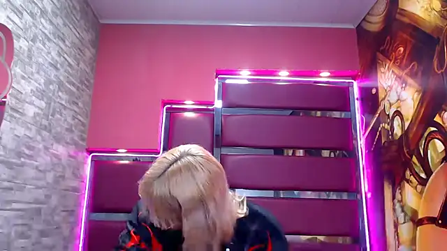 Snapshot of perfectlump chatting on October 16, 2025, 1:52 pm perfectlump online show from October 16, 2025, 1:52 pm