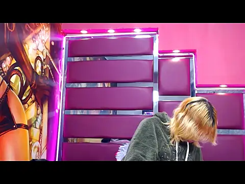 Snapshot of perfectlump chatting on September 13, 2025, 1:22 pm perfectlump online show from September 13, 2025, 1:22 pm