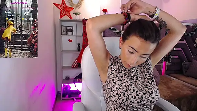 Camilaa1   online show from December 19, 2024, 4:02 am