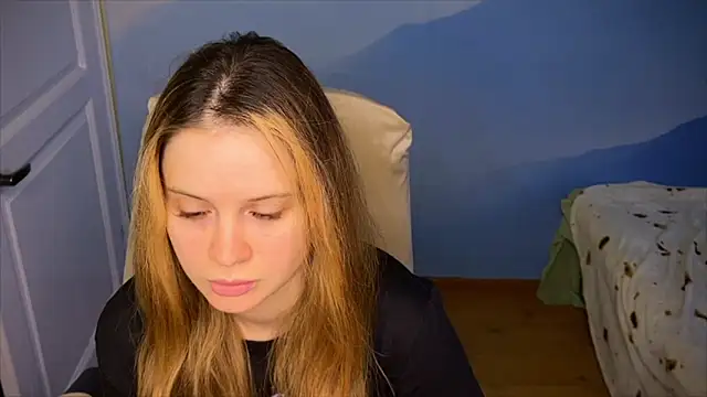 IlonaMurf online show from September 12, 2025, 6:13 am