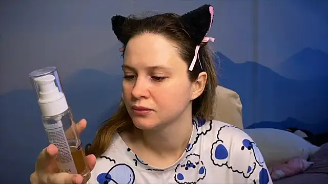 Snapshot of IlonaMurf chatting on February 21, 2026, 7:21 am IlonaMurf online show from February 21, 2026, 7:21 am