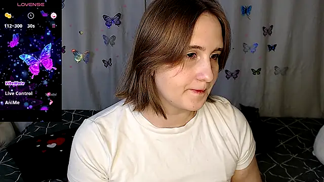 Snapshot of Phantommira chatting on November 12, 2025, 2:10 pm Phantommira online show from November 12, 2025, 2:10 pm