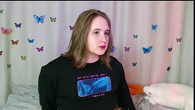 Snapshot of Phantommira chatting on February 16, 2025, 3:04 am Phantommira online show from February 16, 2025, 3:04 am