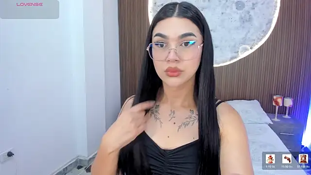 RoseCassie online show from April 4, 2026, 1:39 pm