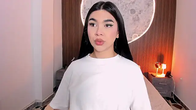 Snapshot of RoseCassie chatting on April 28, 2026, 1:04 pm RoseCassie online show from April 28, 2026, 1:04 pm