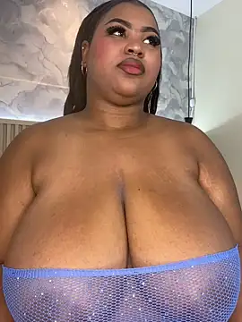 Snapshot of AinaraJimenez chatting on May 12, 2026, 7:09 pm AinaraJimenez online show from May 12, 2026, 7:09 pm