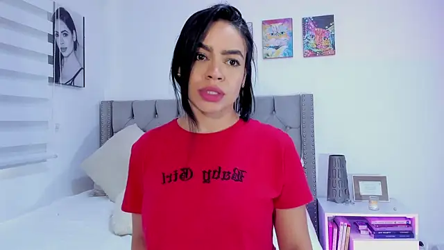 Sara Leblanc online show from February 12, 2025, 2:21 pm