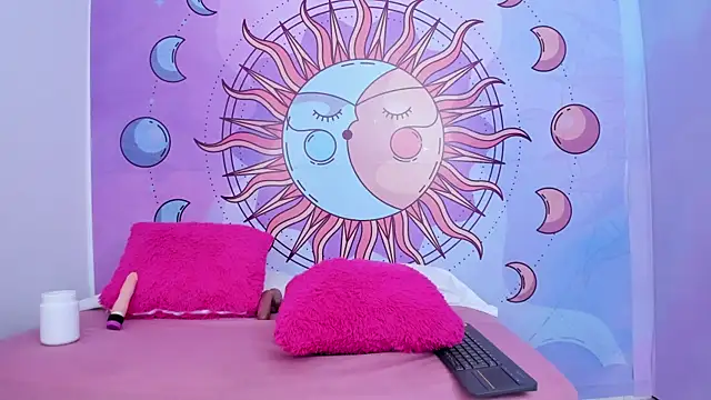 Snapshot of Mariana_16_ chatting on November 6, 2025, 7:29 pm Mariana 16 online show from November 6, 2025, 7:29 pm