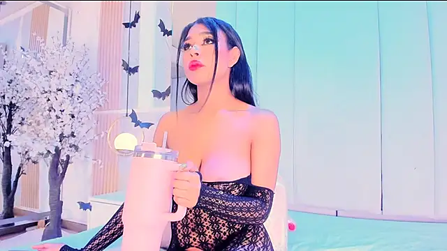 Snapshot of salomebenz chatting on November 3, 2025, 10:13 pm salomebenz online show from November 3, 2025, 10:13 pm