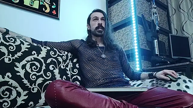 Snapshot of AxelColton chatting on February 21, 2026, 7:38 pm AxelColton online show from February 21, 2026, 7:38 pm