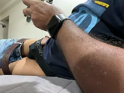 Snapshot of Nil_Talreja chatting on February 20, 2025, 2:02 pm Nil Talreja online show from February 20, 2025, 2:02 pm