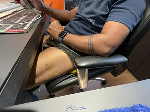 Snapshot of Nil_Talreja chatting on February 10, 2026, 8:46 am Nil Talreja online show from February 10, 2026, 8:46 am