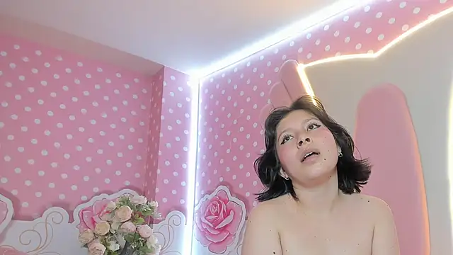 Lily Martinez online show from February 25, 2025, 12:25 am