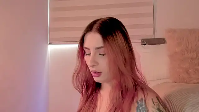 Snapshot of Alissonroses chatting on July 11, 2026, 7:25 pm Alissonroses online show from July 11, 2026, 7:25 pm