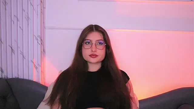 Snapshot of Daisha_Riley chatting on December 22, 2025, 4:12 am Daisha Riley online show from December 22, 2025, 4:12 am