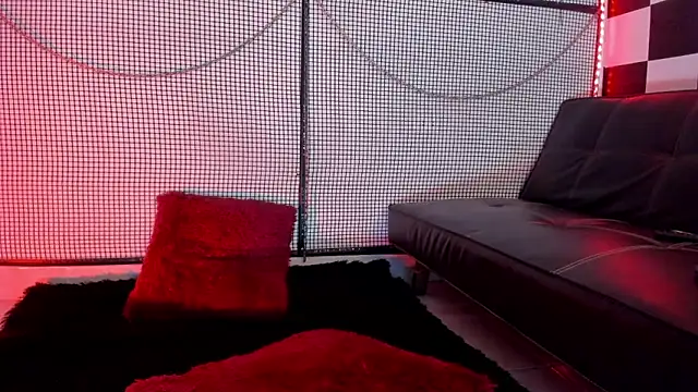 Snapshot of katizaldana chatting on November 17, 2025, 4:27 am katizaldana online show from November 17, 2025, 4:27 am