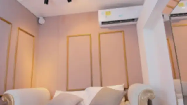 PerlaPreciosa online show from February 10, 2026, 4:22 am