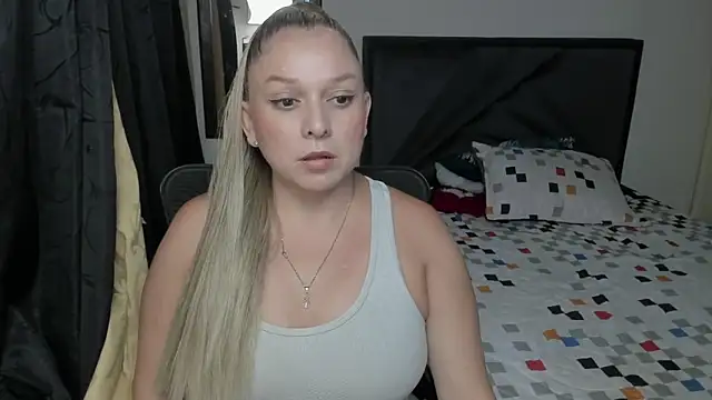 Snapshot of natalia5560 chatting on March 19, 2026, 9:15 pm natalia5560 online show from March 19, 2026, 9:15 pm