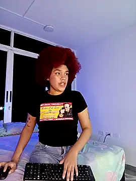 loladupont online show from April 7, 2026, 2:46 am