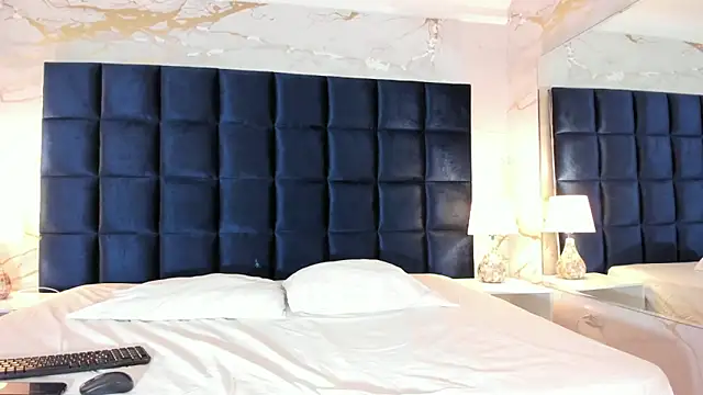 Snapshot of loladupont chatting on February 27, 2026, 3:07 am loladupont online show from February 27, 2026, 3:07 am