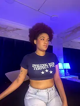 Snapshot of loladupont chatting on January 12, 2026, 3:13 am loladupont online show from January 12, 2026, 3:13 am