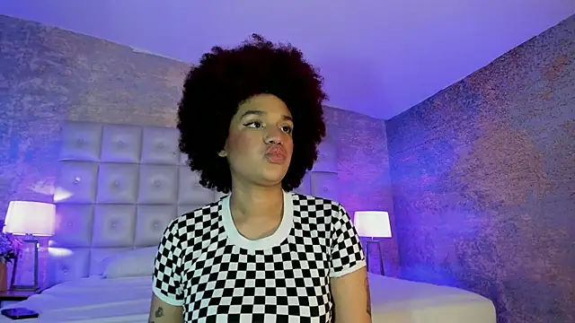 Snapshot of loladupont chatting on February 23, 2026, 3:08 am loladupont online show from February 23, 2026, 3:08 am