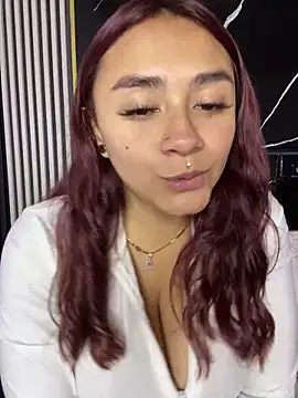 Snapshot of michell_boobs_ chatting on March 21, 2025, 4:07 pm michell boobs online show from March 21, 2025, 4:07 pm