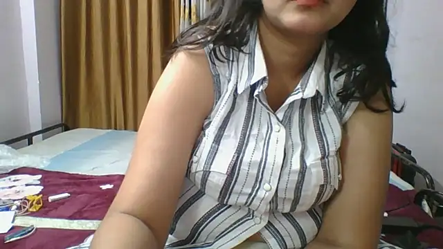 Snapshot of Riya_Stream01 chatting on April 28, 2026, 7:40 pm Riya Stream01 online show from April 28, 2026, 7:40 pm