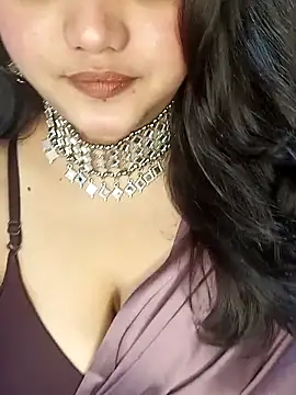 Snapshot of Riya_Stream01 chatting on May 26, 2026, 7:01 pm Riya Stream01 online show from May 26, 2026, 7:01 pm