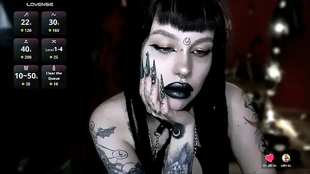 Snapshot of alexx_succubus chatting on June 6, 2026, 5:12 am alexx succubus online show from June 6, 2026, 5:12 am