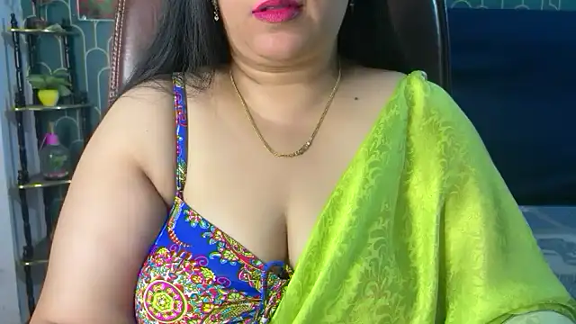 FlatVincy4 online show from February 28, 2026, 4:23 am