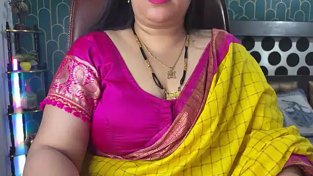 FlatVincy4 online show from February 12, 2026, 4:45 am