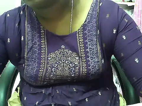 Snapshot of telugu_indhu_0001 chatting on April 9, 2026, 5:09 am telugu indhu 0001 online show from April 9, 2026, 5:09 am