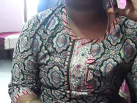 Snapshot of telugu_indhu_0001 chatting on April 8, 2026, 7:21 am telugu indhu 0001 online show from April 8, 2026, 7:21 am