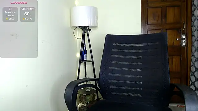 Snapshot of hot_menka chatting on September 26, 2025, 5:09 pm hot menka online show from September 26, 2025, 5:09 pm